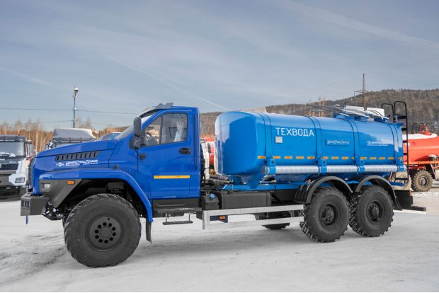 Автоцистерна для технической воды АЦВ-10Т УСТ 5453 Урал NEXT 4320-72
