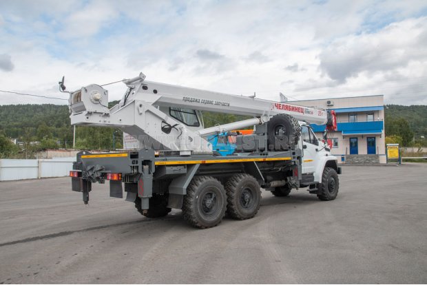 Автокран КС-55732-21