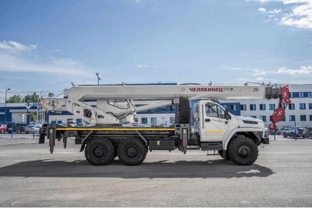 Автокран КС 55732-25-28 "Челябинец" Урал NEXT 4320-72Е5