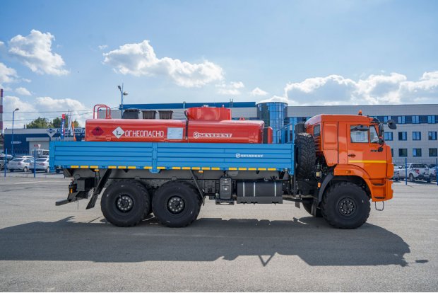 Контейнеровоз УСТ 5453 Камаз 43118 сп.м.