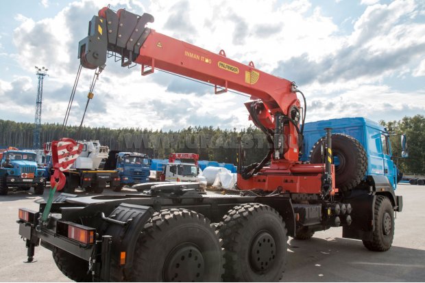 Седельный тягач с КМУ ИТ-180 (тросовый) УСТ 5453 Урал 63701К-1951