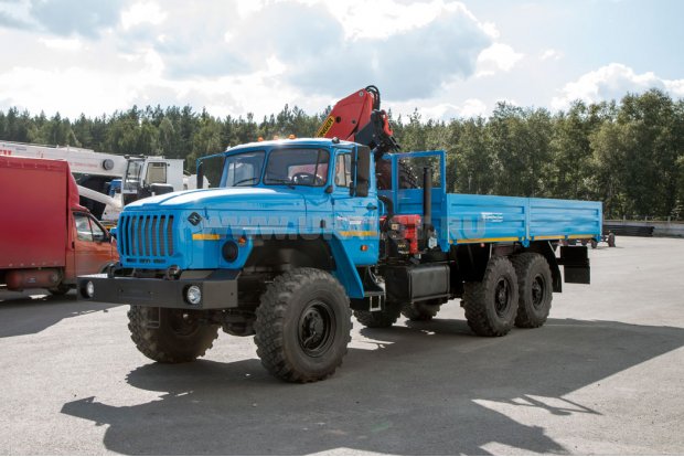 Автомобиль бортовой Урал 4320-60М с краном-манипулятором Palfinger PK-15500
