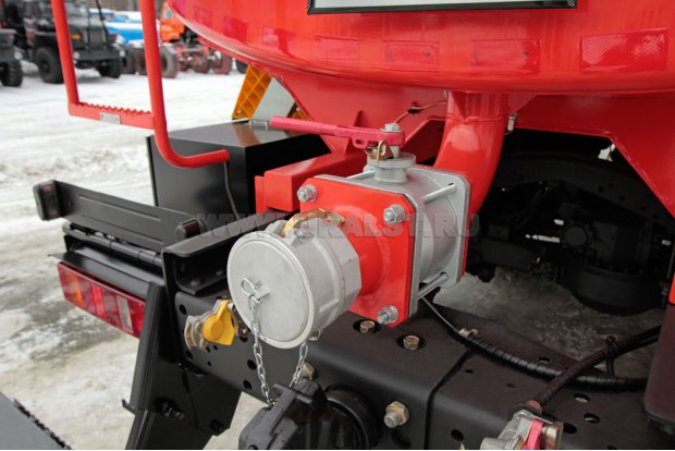 Автоцистерна для нефти АЦН-11 УСТ 5453 Камаз 43118-50, паровые трубы доработка под ДОПОГ