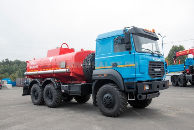 Автоцистерна бензовоз АЦ-11 УСТ 5453 Урал 5557-4551-80 с насосом, сп.м доработка под ДОПОГ