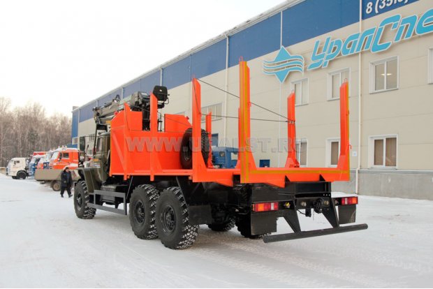 Сортиментовоз с ГМ СФ-85 Урал 4320-60Е5