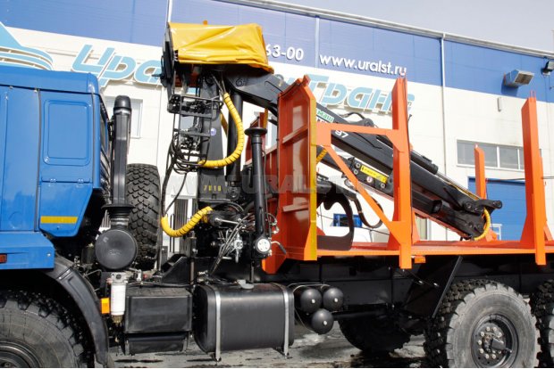 Сортиментовоз с ОМТЛ-97 Камаз 43118 (4400, CUMMINS 340, ZF)