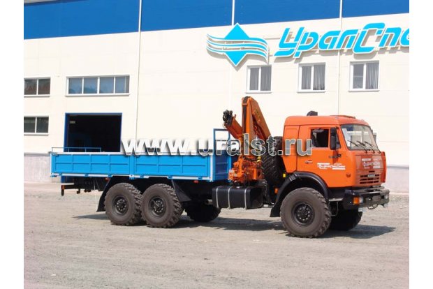 Бортовой автомобиль КамАЗ с КМУ 90