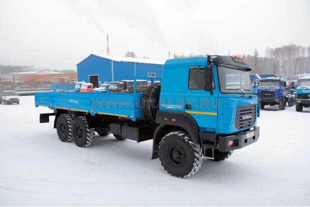 Бортовой автомобиль Урал 4320-4971-82М УСТ-5453