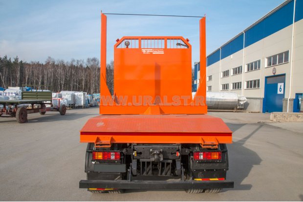 Лесовоз МАЗ 650149-450