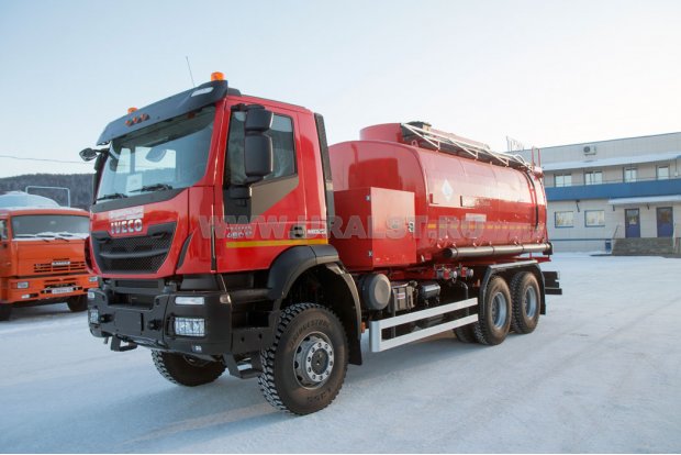 Автотопливозаправщик АТЗ-20 УСТ-5453