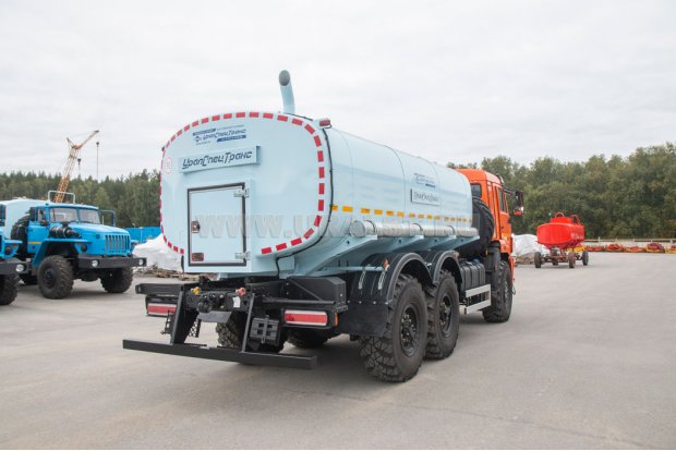 Автоцистерна АЦПТ-10 УСТ-5453