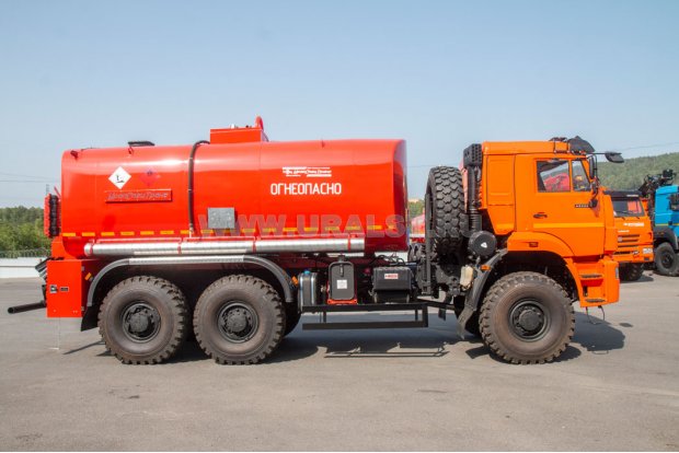 Автоцистерна для нефти АЦН-17Т УСТ-5453 на шасси Камаз 65224-43