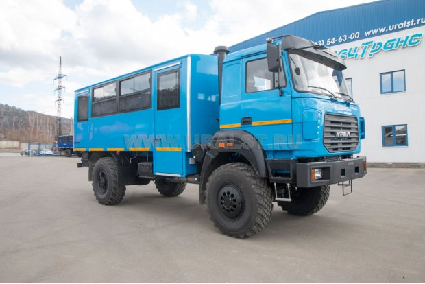 Автобус вахтовый Урал 32552-3013-79Е5