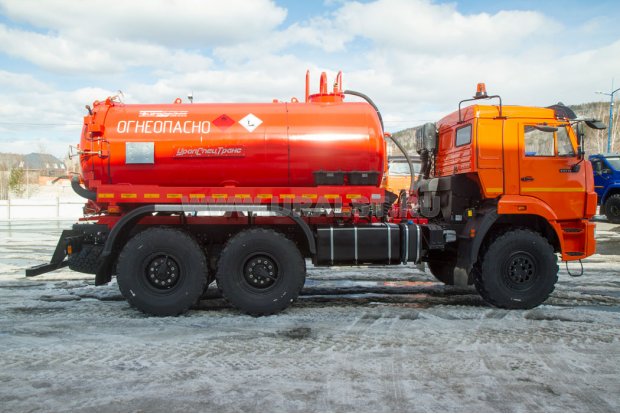 Автоцистерна вакуумная АКН-10-ОД КО УСТ 5453 Камаз 43118-50 сп.м.