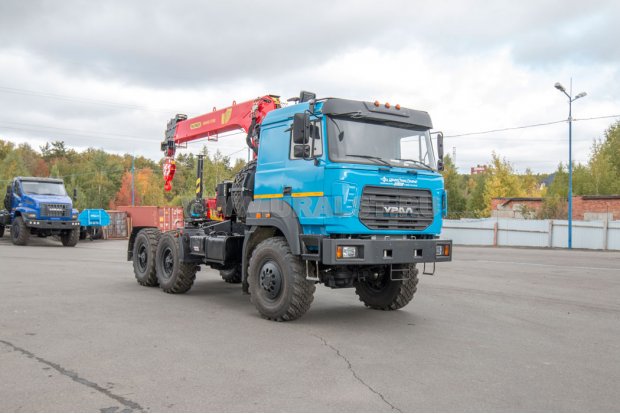 Седельный тягач с КМУ ИТ-150 (тросовый) УСТ 5453 Урал 44202-82Е5