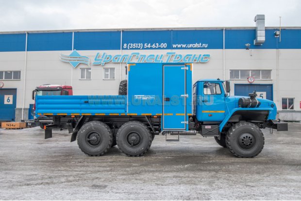 Грузопассажирский автомобиль ГПА 6+2 откр. УСТ 5453 Урал 5557-60Е5 базовая