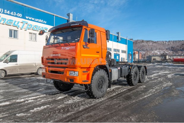 Седельный тягач УСТ 5453 Камаз 43118, ZF, сп.м.