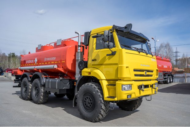 Автотопливозаправщик (насос, счетчик, пистолет) АТЗ-12-2Б УСТ 5453 Камаз 43118 ДОПОГ