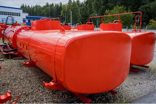 Цистерна с надрамником АТЗ 12Б Камаз, Урал, FAW, SHACMAN