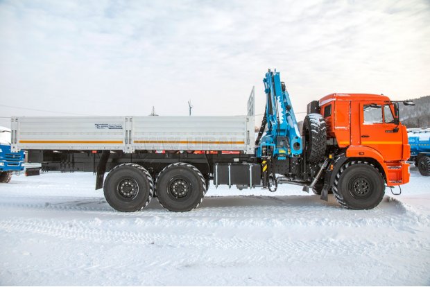 Автомобиль бортовой Камаз 43118-46 с краном-манипулятором ИМ-240