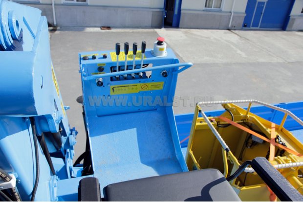 Управление краном-манипулятором ИМ-240-04