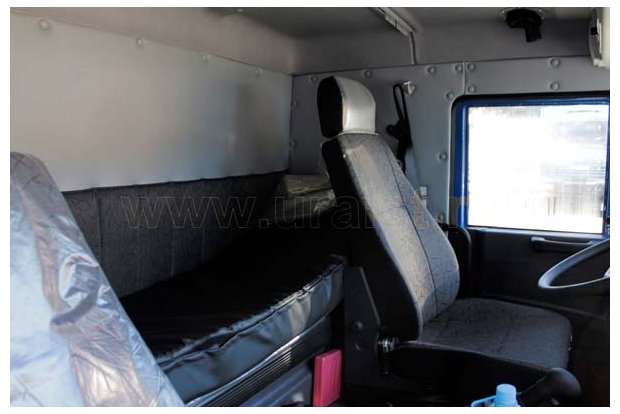 Седельный тягач Камаз 65225-6141-53