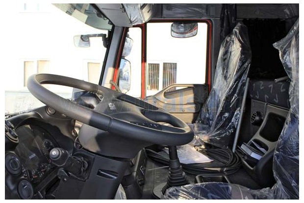 Бортовой IVECO с Palfinger PK-15500