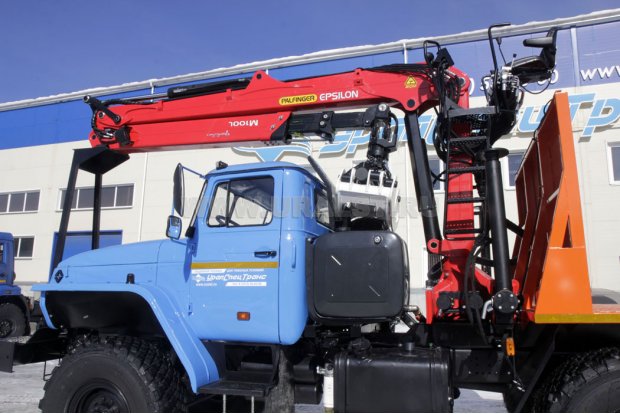Лесовоз с манипулятором Epsilon M100L97 УСТ 5453 Урал М 5557-60Е5
