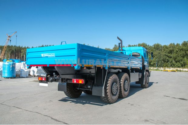 Бортовой контейнеровоз УСТ 5453 Урал 63701К-1951Е5