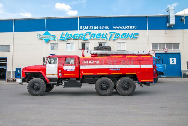 АЦ-8,0-40 Урал 4320Е5 среднее расположение насоса