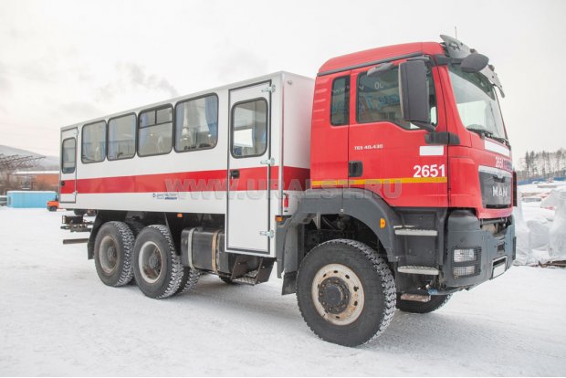 Вахтовый автобус УСТ-5453 28 мест MAN 43118