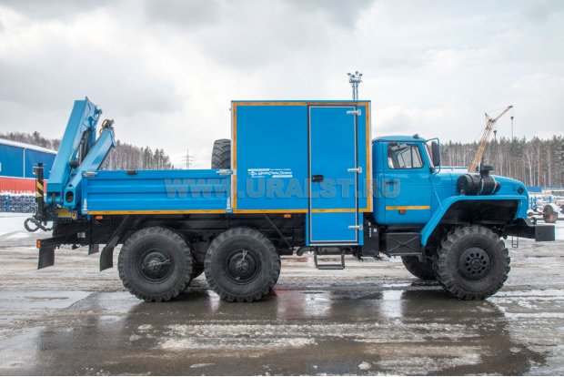 Грузопассажирский автомобиль ГПА 6+2 откр. с КМУ ИМ-95 УСТ 5453 Урал 4320Е5 