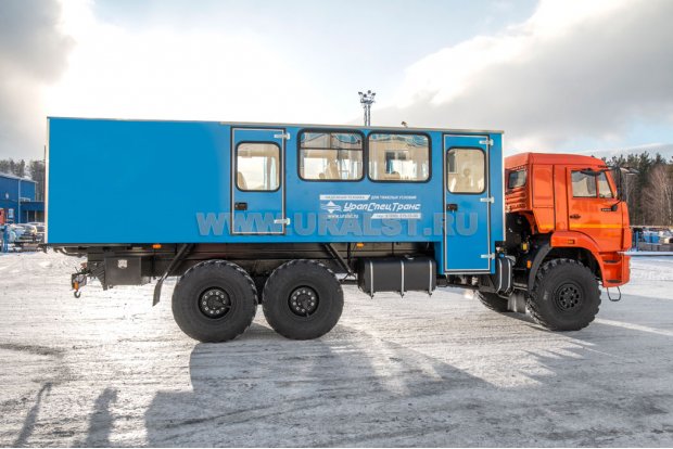 Автобус грузопассажирский ГПА УСТ 5453 (20+2) закр. Камаз 43118-50