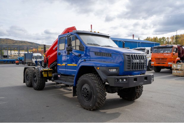 Седельный тягач с КМУ ИМ-150N УСТ 5453 Урал NEXT 4320-6981-72, сдвоен. кабина