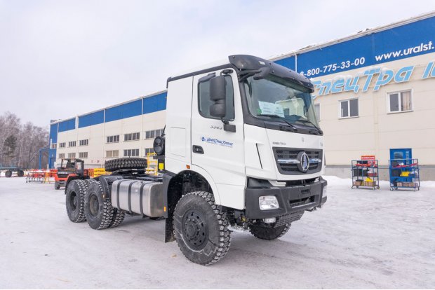 Седельный тягач BEIBEN 3343SA (6х6) КБ 3850 мм, шины 12.00R24, ССУ1540 мм (3.5”)