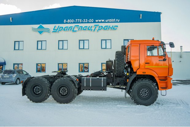 Седельный тягач УСТ 5453 Камаз 43118 сп.м.