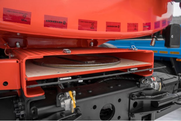 Ниша под знаки "Опасноть"