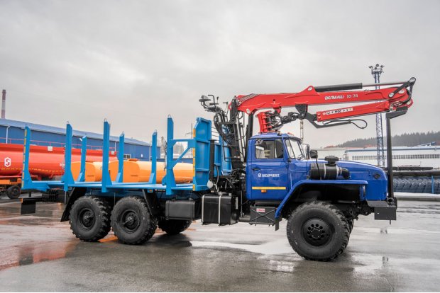 Автомобиль сортиментовоз на шасси Урал М 4320-72 с гидроманипулятором VM10L74