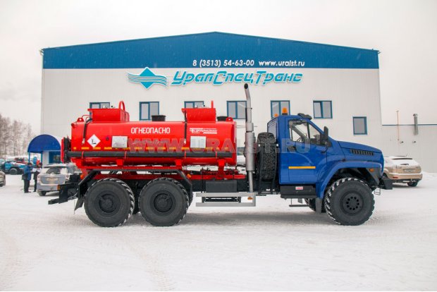 Автотопливозаправщик АТЗ-10-2Б УСТ-5453