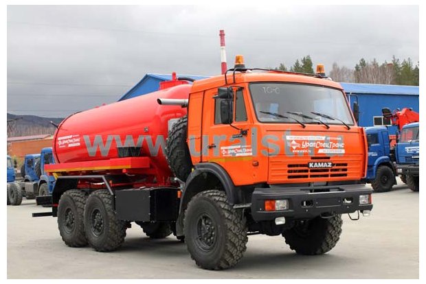 Вакуумная автоцистерна АКН