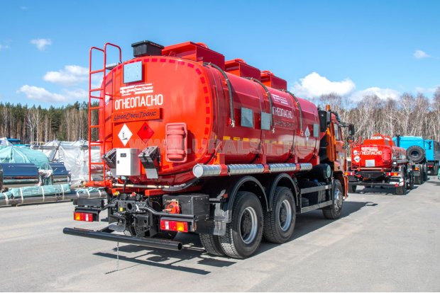 Автоцистерна бензовоз АЦ-20-3 УСТ 5453 Камаз 6520-53 с насосом, доработка под ДОПОГ