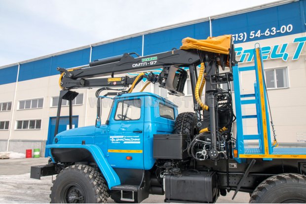 Лесовоз с ГМ ОМТЛ-97 УСТ 5453 Урал 5557-60Е5