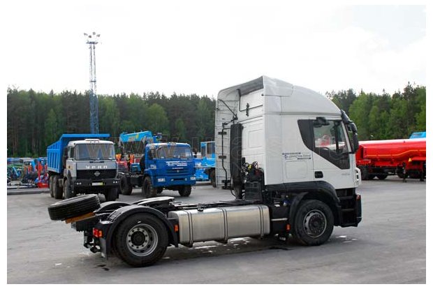 Седельный тягач IVECO