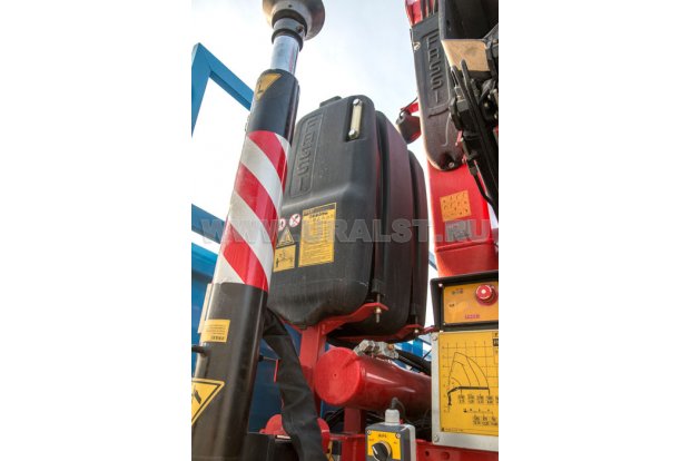 Бортовой с КМУ Fassi F155A.0.22 за кабиной УСТ 5453 Урал 4320-4971-82, сп.м