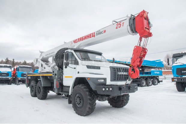Автокран КС-55732-21