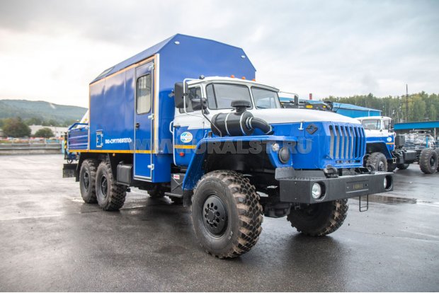 АРОК с КМУ ИМ-55 УСТ 5453 Урал 4320-1951-60