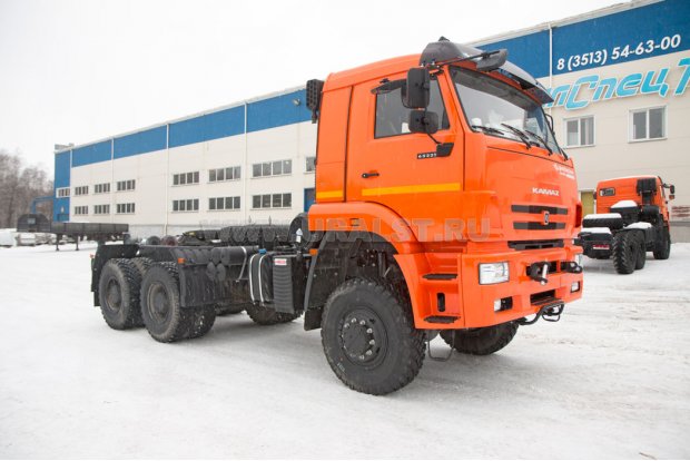 Седельный тягач Камаз 65225-6015-53