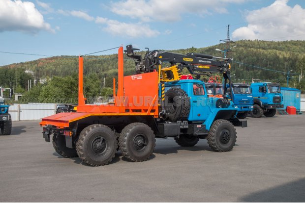 Лесовоз с манипулятором VM10L74 УСТ 5453 Урал М 5557-72Е5