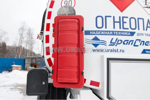 Пенал для огнетушителя