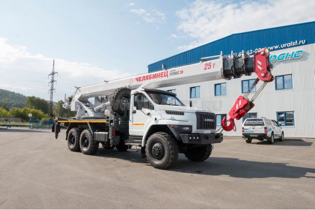 Автокран КС 55732-25-33 "Челябинец" Урал NEXT 4320-6951-72